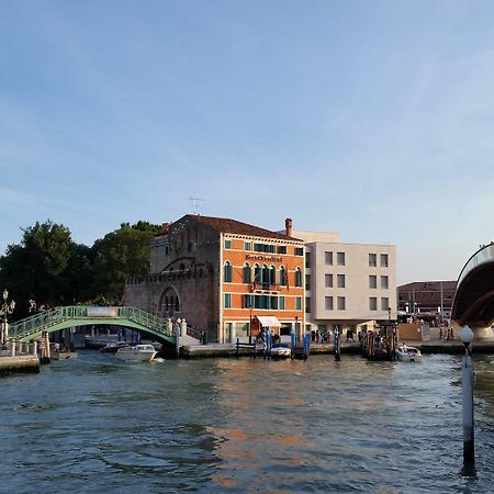 Hotel Santa Chiara Venecia Exterior foto